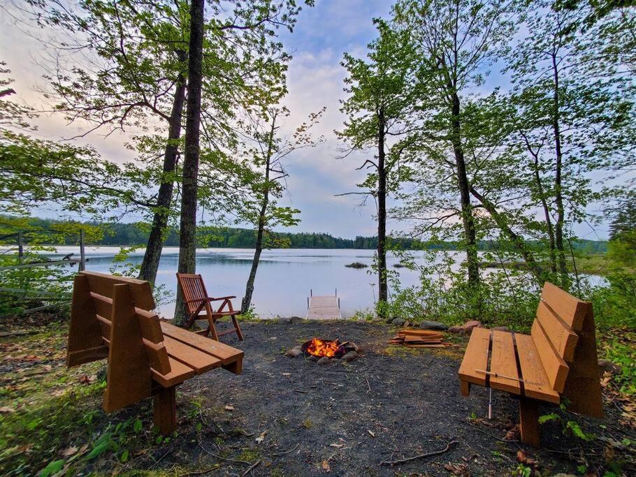 Fall Getaway Resort-3 King Suites, Dog-Friendly Seeley Экстерьер фото
