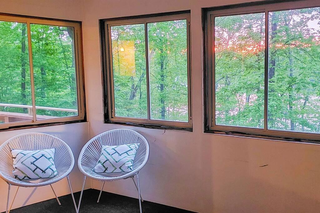 Fall Getaway Resort-3 King Suites, Dog-Friendly Seeley Экстерьер фото